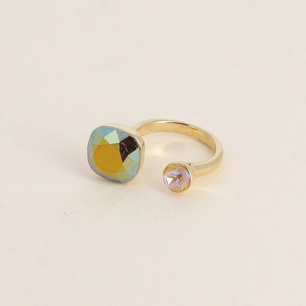Bague - ornée de 2 cristaux de Swarovski® - Iridescent green