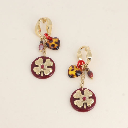 Boucles pendantes - breloques (anneau ajouré, cœur et pièce ronde en résine, trèfle et boule en émail) 30x84 mm
