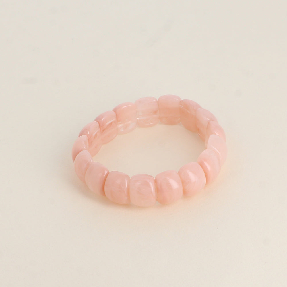 Bracelet élastique - perles en résine Dimensions intérieures du bracelet : 5,5 x 5,5 cm - Epaisseur : 15 mm