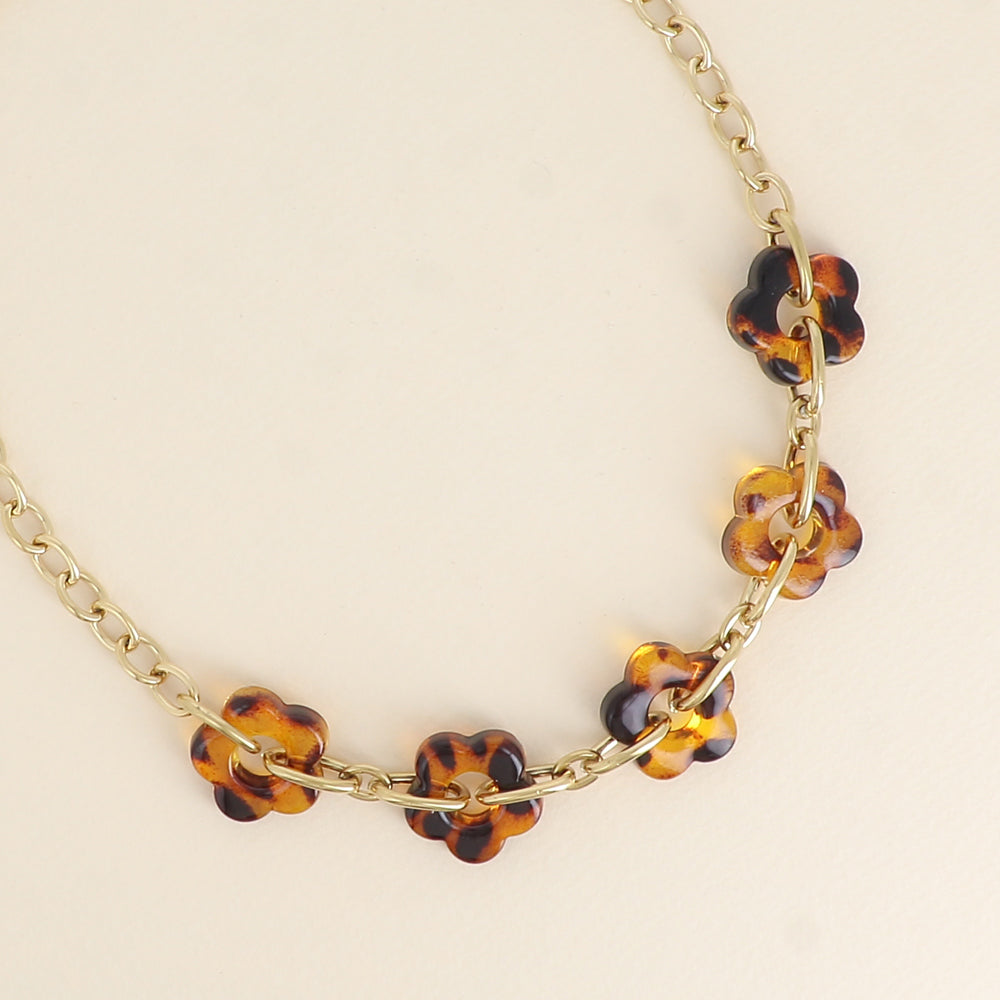 Collier - 5 fleurs en résine léopard et maillons ovales 42+7 cm