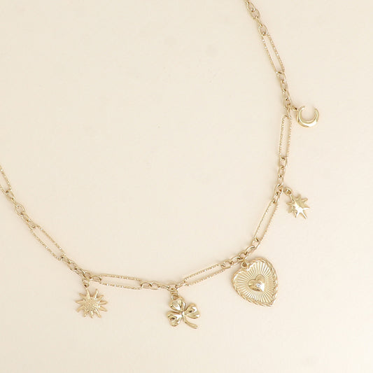 Collier - breloques (fleur, trèfle, cœur, étoile et lune) 39+7 cm