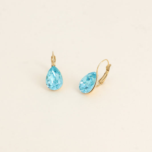 Boucles dormeuses ornées de cristaux de Swarovski® - Dimensions de la boucle : 10 x 23mm - Dimensions du cristal : 10 x 13mm - Light turquoise