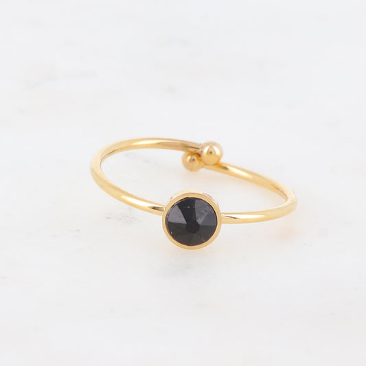 Bague fine dorée - ornée de cristaux de Swarovski® - Jet - Dimensions du cristal : 14 x 10 mm