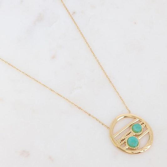 Collier doré avec un pendentif rond ajouré et serti de deux pierres en amazonite 38+5 cm