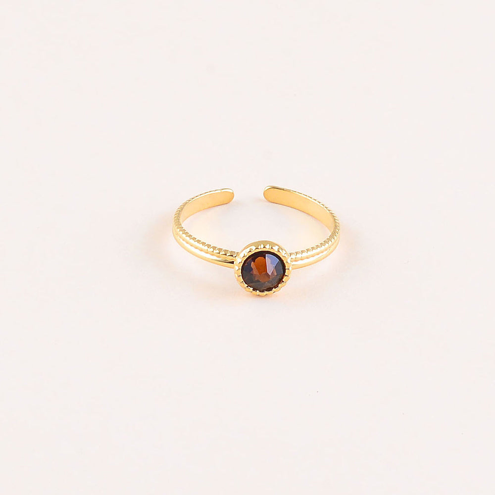 Bague fine ornée de cristaux de Swarovski® - Hauteur de la bague: 2 mm - Dimensions du cristal : 5x5 mm - Smoked topaz