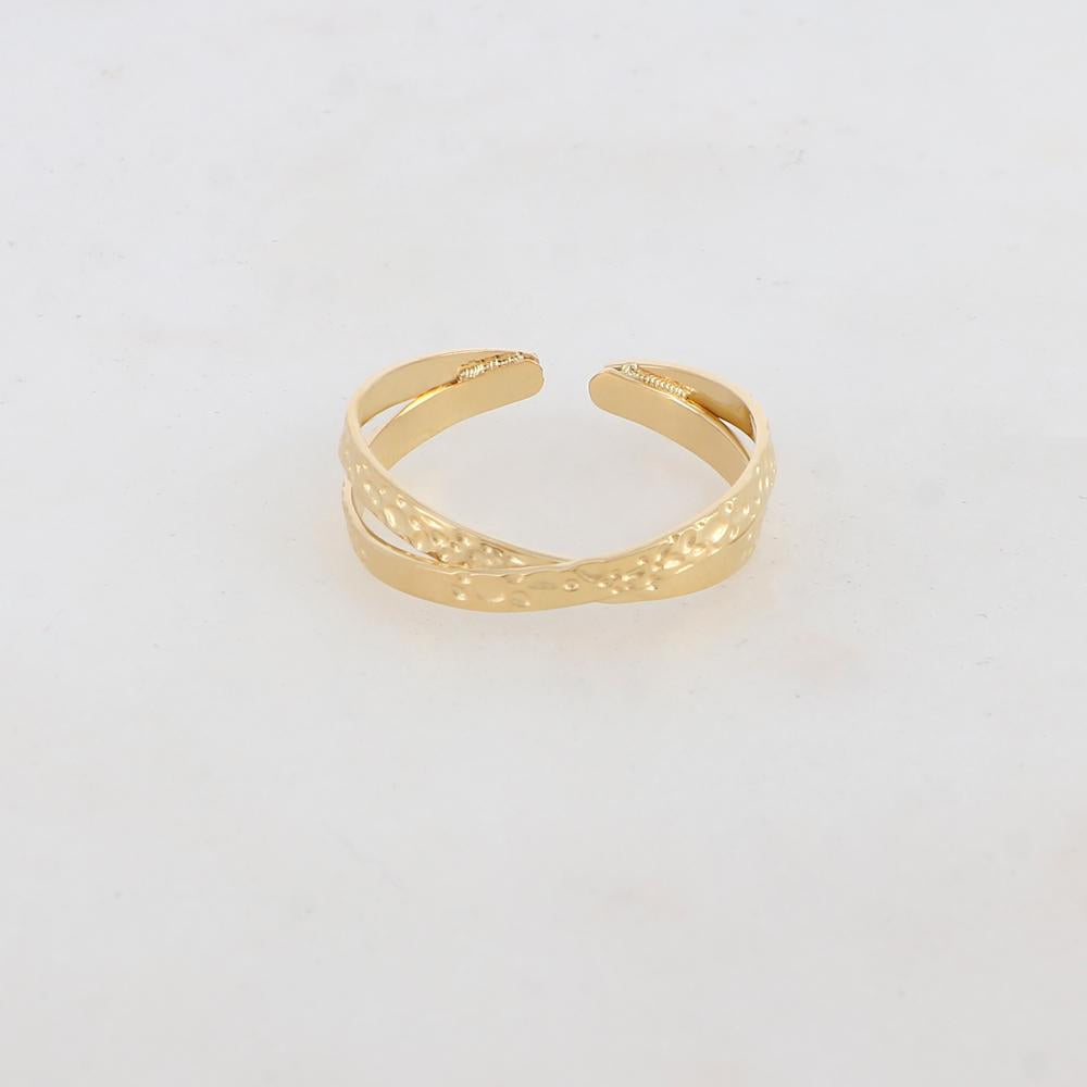 Bague croisée effet martelé