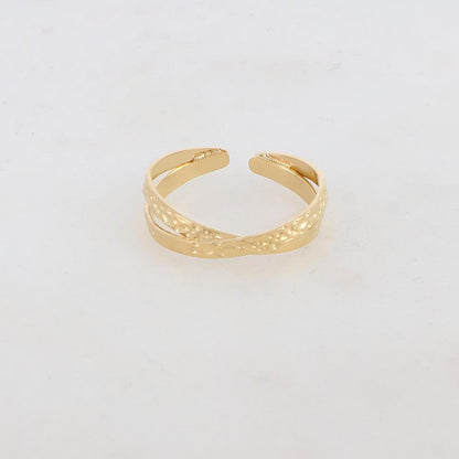 Bague croisée effet martelé