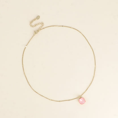 Collier orné de cristaux de Swarovski®. - Longueur de chaîne : 38+7 cm - Dimensions du cristal : 10 x 10 mm - Flamingo ignite