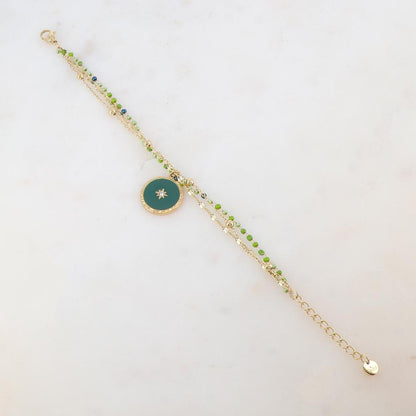 Bracelet trois rangs avec perles émaillées, petites boules, pièce ronde émaillée, étoile et strass
