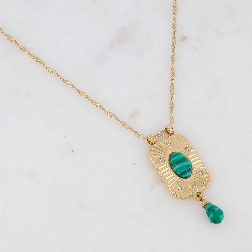 Collier sur chaîne composé d'une pièce rectangulaire ornée de strass et des pierres naturelles malachites 50+5 cm