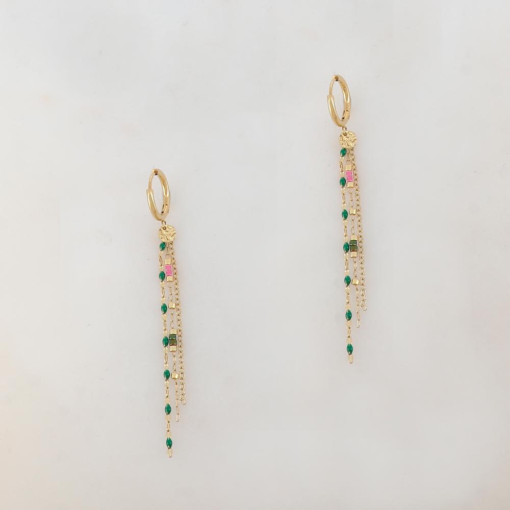 Créoles pendantes avec 3 chaines, pampille ronde, petites rondelles et pièces émaillées 1,2 x 6,8 CM.