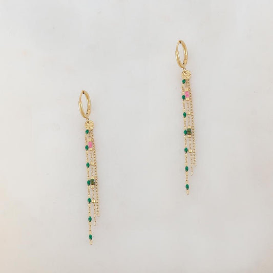 Créoles pendantes avec 3 chaines, pampille ronde, petites rondelles et pièces émaillées 1,2 x 6,8 CM.
