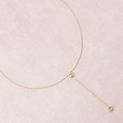 Collier Y - Orné de cristaux de Swarovski® - 40+7 cm - Longueur de chaîne pendante : 6 cm - Dimensions des cristaux : 5x5 mm - Dark grey