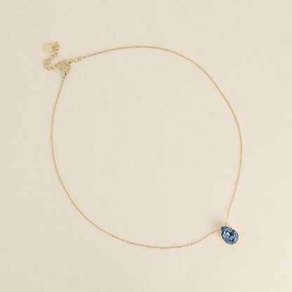 Collier - Pendentif cristal de Swarovski® en forme de goutte - Longueur du collier : 40+5 cm - Dimensions du cristal : 10x14 mm - Denim blue