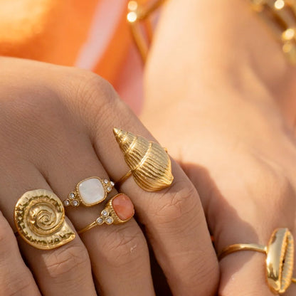 Bague fine - motif coquillage texturé