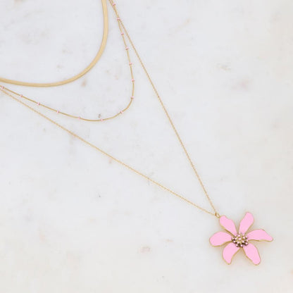 Collier doré avec des petites rondelles et une fleur émaillées roses 40/48/65+5 cm