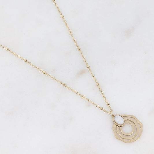 Collier doré avec pendentif aux formes géométriques et pierre naturelle blanche 38+5 cm