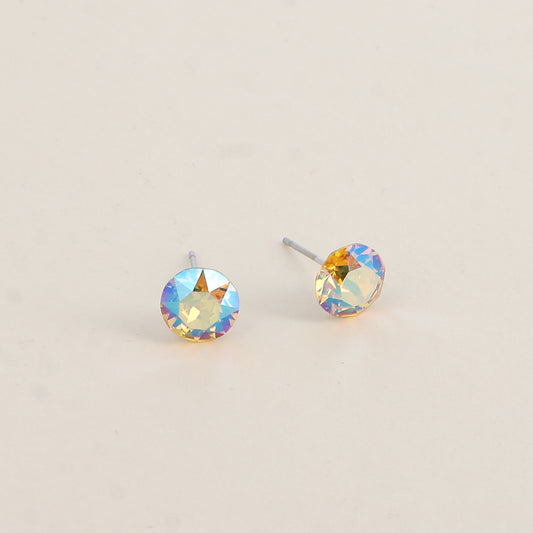 Boucles puces argentées – Ornées de cristaux de Swarovski® SS39 - Dimensions de la boucle : 8x8 mm - Light topaz shimmer
