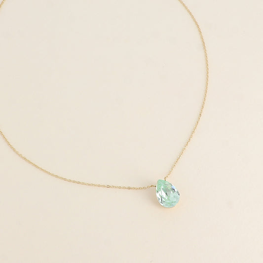 Collier - Pendentif cristal de Swarovski® en forme de goutte - Longueur du collier : 40+5 cm - Dimensions du cristal : 10x14 mm  - Chrysolite