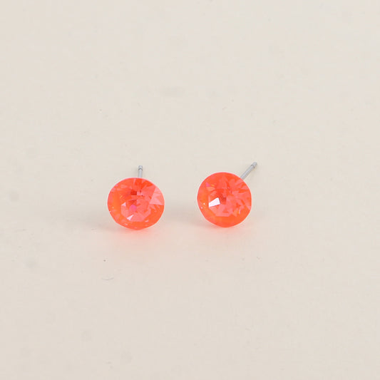 Boucles puces argentées – Ornées de cristaux de Swarovski® SS39 - Dimensions de la boucle : 8x8 mm - Electric orange
