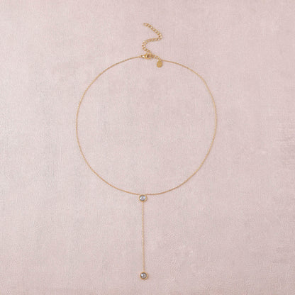 Collier Y - Orné de cristaux de Swarovski® - 40+7 cm - Longueur de chaîne pendante : 6 cm - Dimensions des cristaux : 5x5 mm - Dark grey