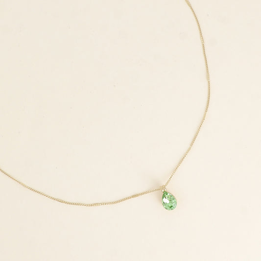 Collier orné de cristaux de Swarovski® en forme de goutte - Longueur de chaîne : 38+7 cm - Dimensions du cristal : 7x10 mm - Peridot