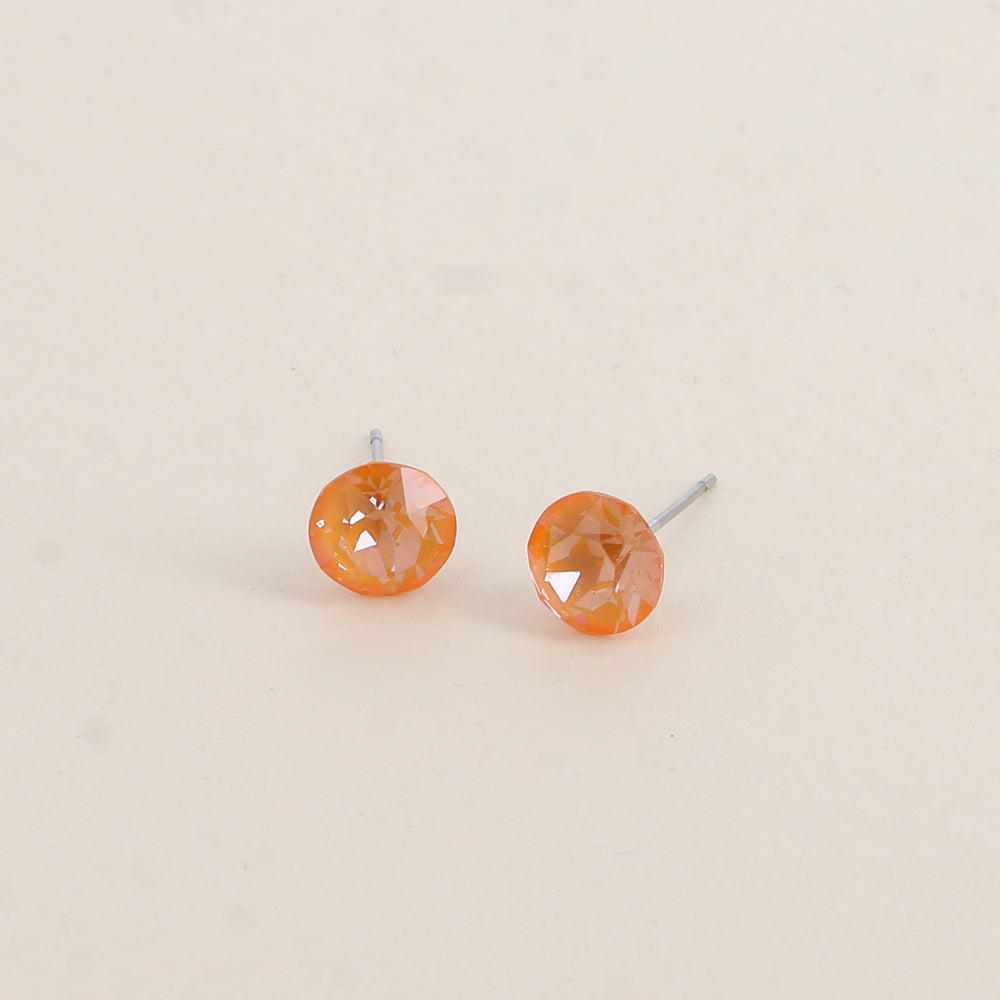 Boucles puces argentées – Ornées de cristaux de Swarovski® SS39 - Dimensions de la boucle : 8x8 mm - Mango ignite