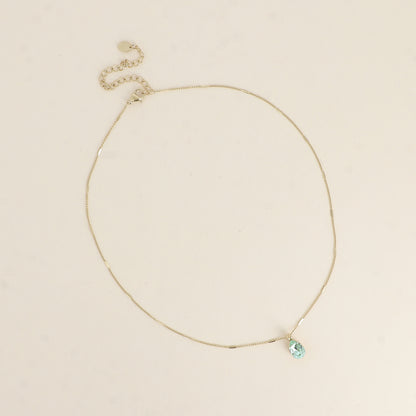 Collier orné de cristaux de Swarovski® en forme de goutte - Longueur de chaîne : 38+7 cm - Dimensions du cristal : 7x10 mm - Chrysolite