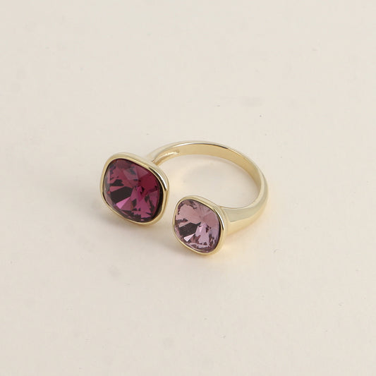 Bague ouverte- Ornée de cristaux de Swarovski® 10 mm et 8 mm - Hauteur de la bague: 2 mm - Amethyst