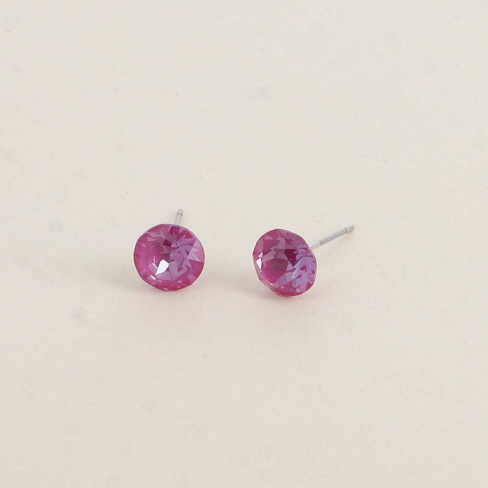 Boucles puces argentées – Ornées de cristaux de Swarovski® SS39 - Dimensions de la boucle : 8x8 mm - Orchid ignite