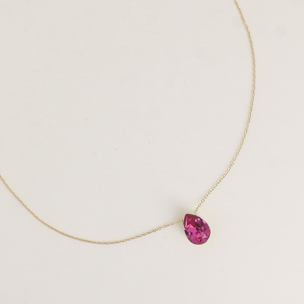 Collier - Pendentif cristal de Swarovski® en forme de goutte - Longueur du collier : 40+5 cm - Dimensions du cristal : 10x14 mm - Dark rose