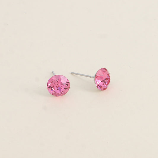 Boucles puces argentées – Ornées de cristaux de Swarovski® SS39 - Dimensions de la boucle : 8x8 mm - Rose
