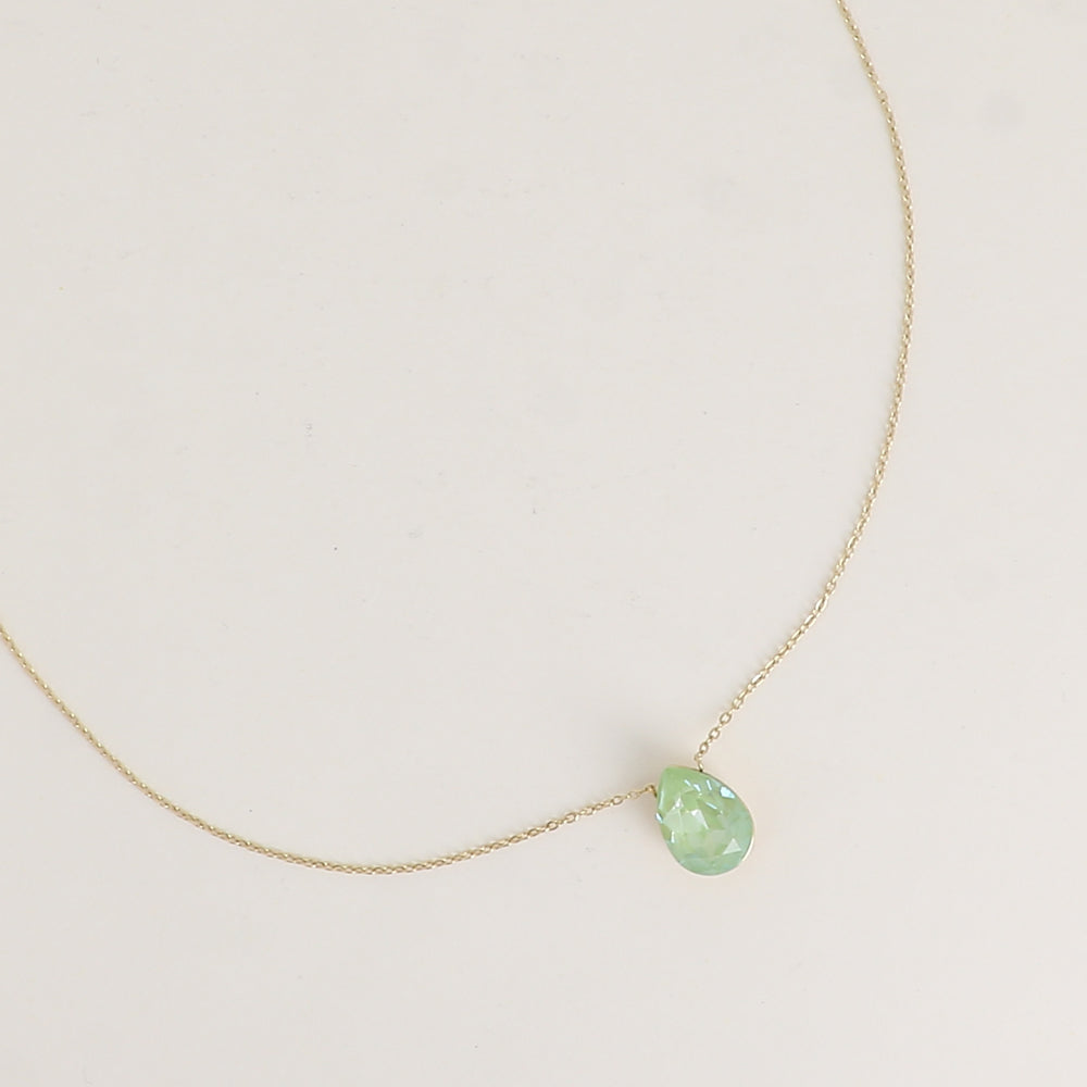 Collier - Pendentif cristal de Swarovski® en forme de goutte - Longueur du collier : 40+5 cm - Dimensions du cristal : 10x14 mm - Paradise green lux