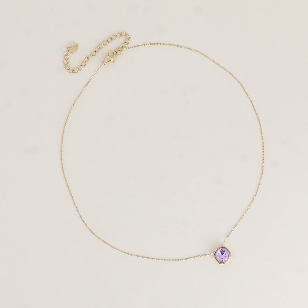 Collier orné de cristal de Swarovski® 8 mm - Longueur de chaîne : 39+5 cm - Diamètre du cristal : 8 mm - Violet