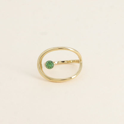 Bague forme ajourée ornée de cristal de Swarovski® - Hauteur de la bague: 20 mm - Epaisseur de l'anneau : 1,5 mm - Dimensions du cristal : 5x5 mm - Erinite