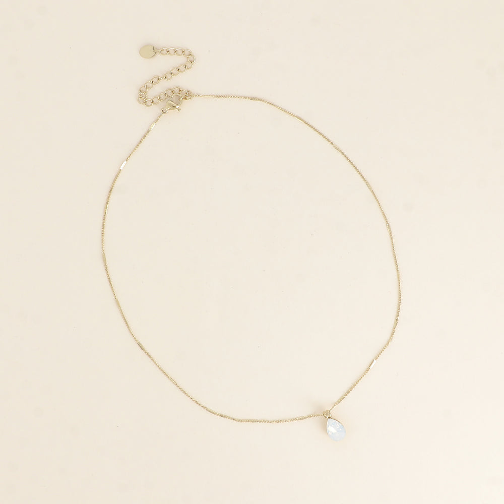 Collier orné de cristaux de Swarovski® en forme de goutte - Longueur de chaîne : 38+7 cm - Dimensions du cristal : 7x10 mm - White opal