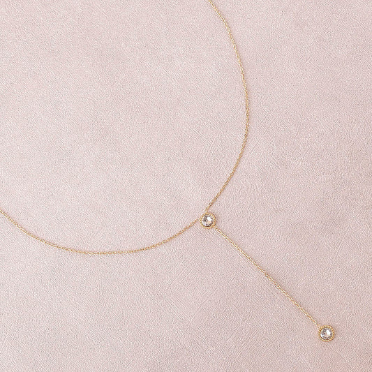 Collier Y - Orné de cristaux de Swarovski® - 40+7 cm - Longueur de chaîne pendante : 6 cm - Dimensions des cristaux : 5x5 mm - Crystal