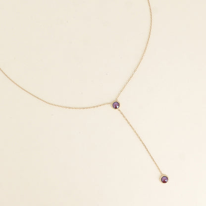 Collier Y - Orné de cristaux de Swarovski® - 40+7 cm - Longueur de chaîne pendante : 6 cm - Dimensions des cristaux : 5x5 mm - Dark red