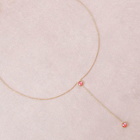 Collier Y - Orné de cristaux de Swarovski® - 40+7 cm - Longueur de chaîne pendante : 6 cm - Dimensions des cristaux : 5x5 mm - Royal red