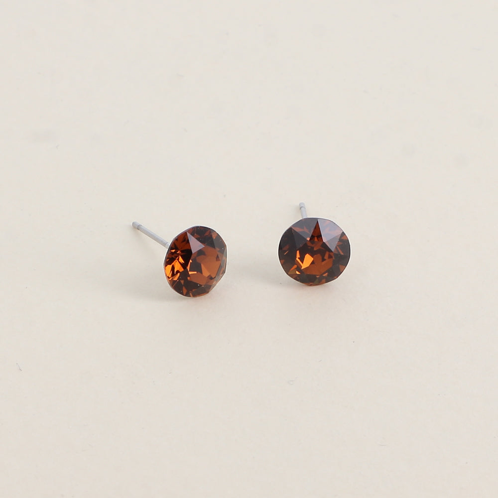 Boucles puces argentées – Ornées de cristaux de Swarovski® SS39 - Dimensions de la boucle : 8x8 mm - Smoked topaz