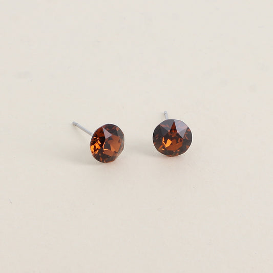 Boucles puces argentées – Ornées de cristaux de Swarovski® SS39 - Dimensions de la boucle : 8x8 mm - Smoked topaz