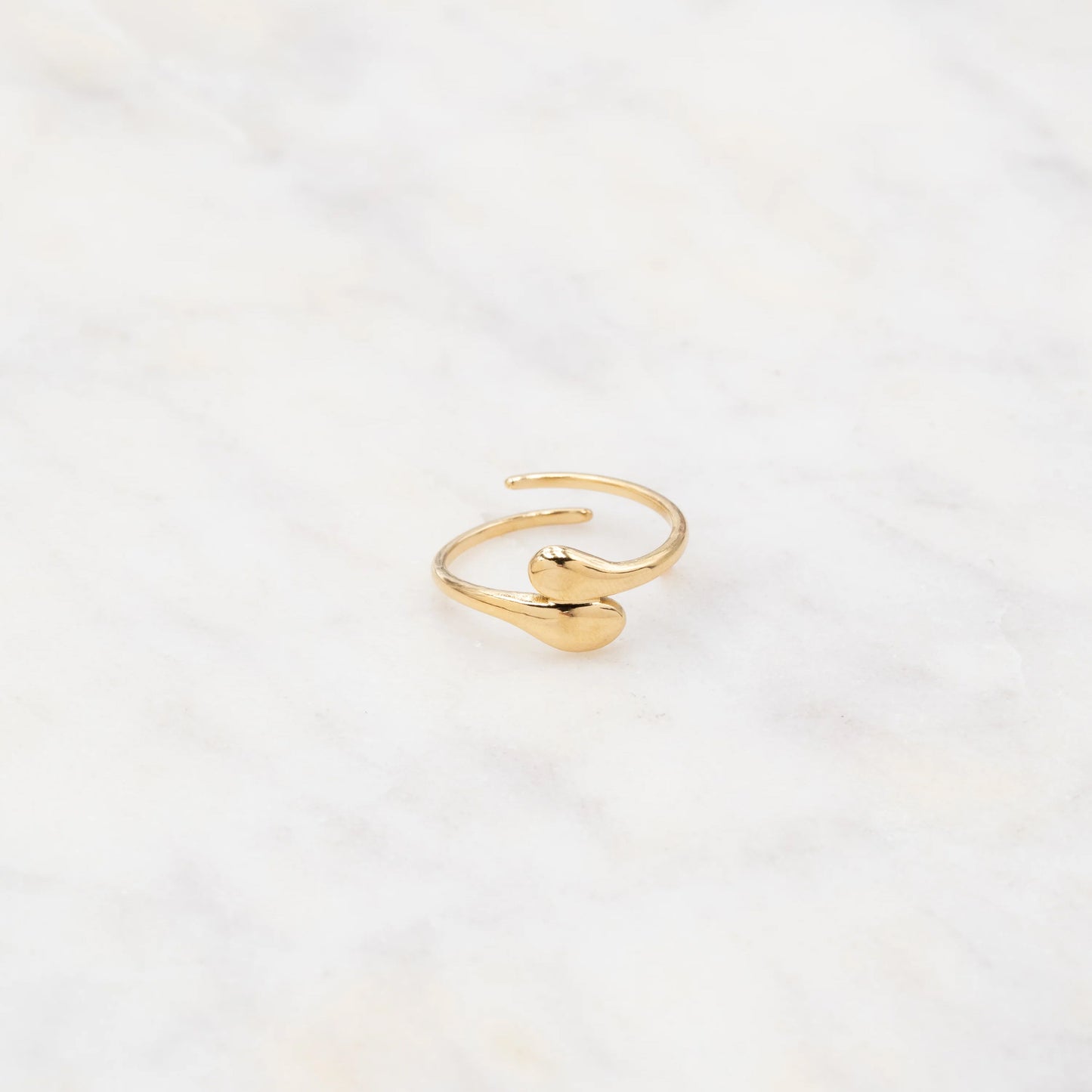 Bague câlin à la main