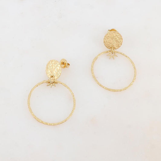 B.O à puce avec pièce ronde et anneau martelés, pampille étoile 2,8 x 4CM