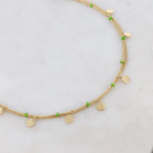 Collier 2 rangs doré avec maille miroir composé de pampilles rondes lisse et de petites rondelles émaillées vertes 38/40+5 cm
