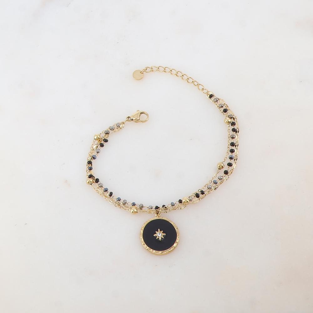 Bracelet trois rangs avec perles émaillées, petites boules, pièce ronde émaillée, étoile et strass