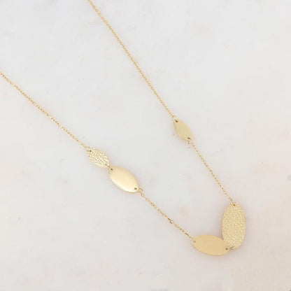 Collier avec 3 pièces ovales lisses et 2 pièces ovales martelées (40+5CM)