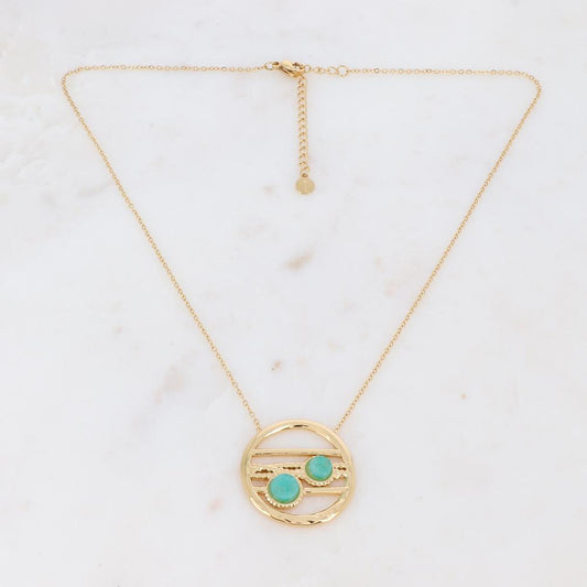 Collier doré avec un pendentif rond ajouré et serti de deux pierres en amazonite 38+5 cm