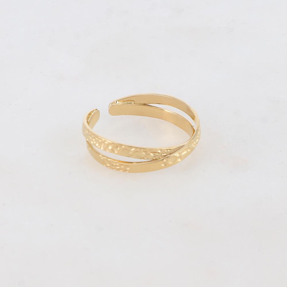 Bague croisée effet martelé