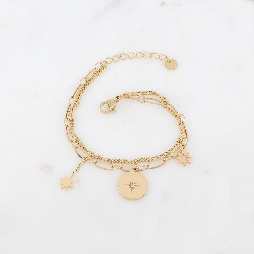 Bracelet en jeu de mailles 2 rangs avec pampilles étoiles, pièce ronde, étoile et strass