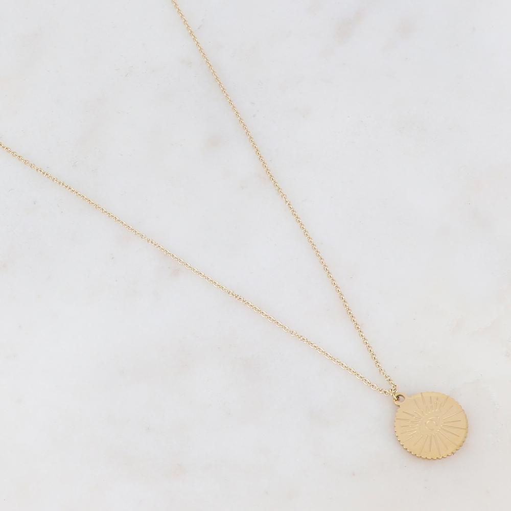 Collier doré composé d'un pendentif rond avec un motif oeil bienveillant 40+5 cm